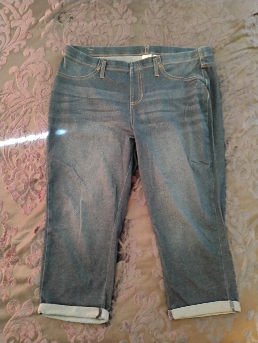 Women's Capri Jeans